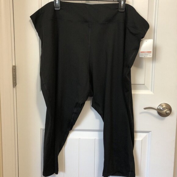 JUST MY SIZE Active Blocked Capris - Moisture-Wicking Workout Pants, 20-Inch Inseam